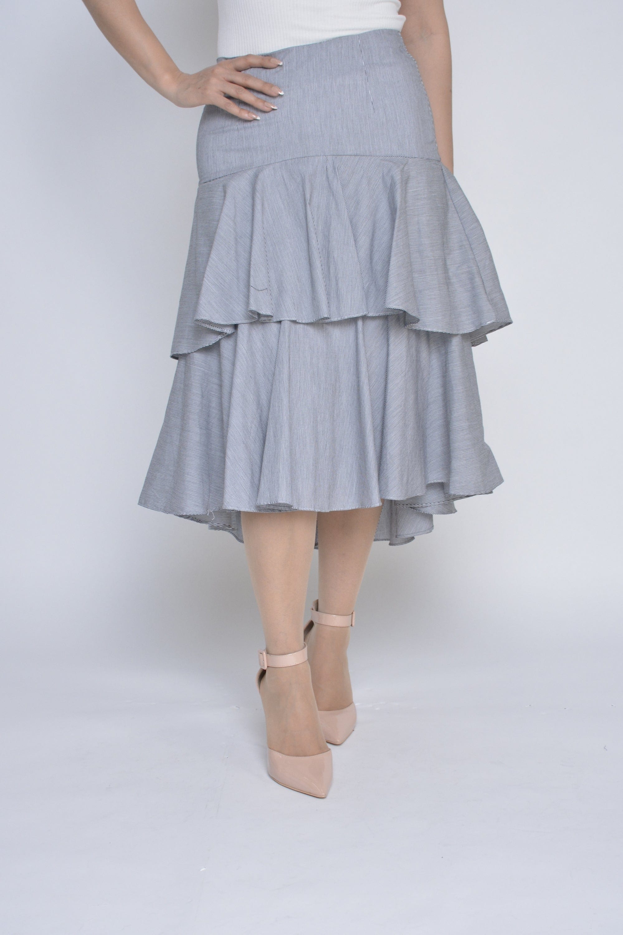 نتشي تنورة ميدي طبقات كشكش واسعة