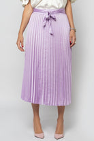 نتشي تنورة ميدي بكسرات صغيرة بيليسيه بخصر مطاط عريض