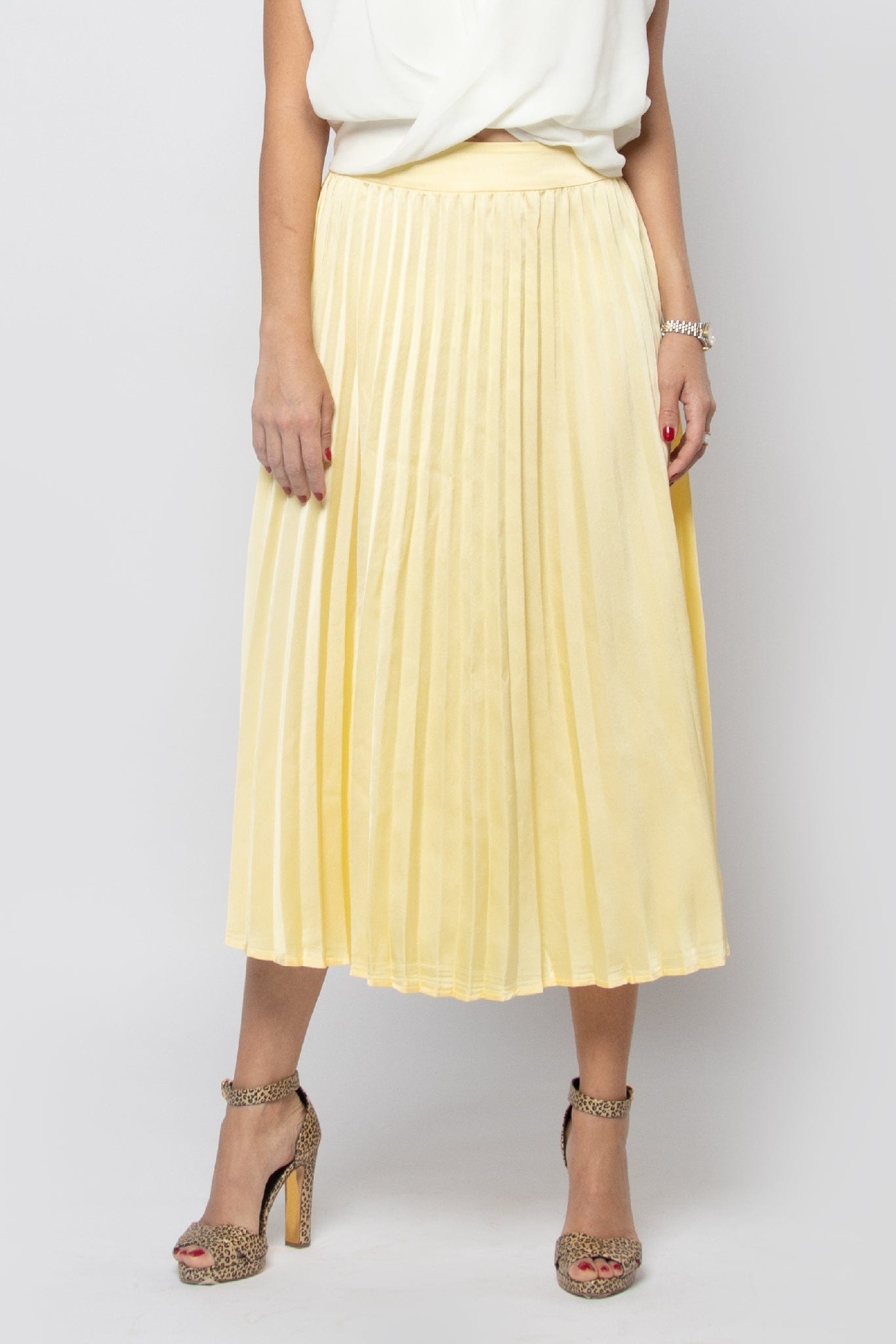 نتشي تنورة ميدي بكسرات صغيرة بيليسيه بخصر مطاط عريض