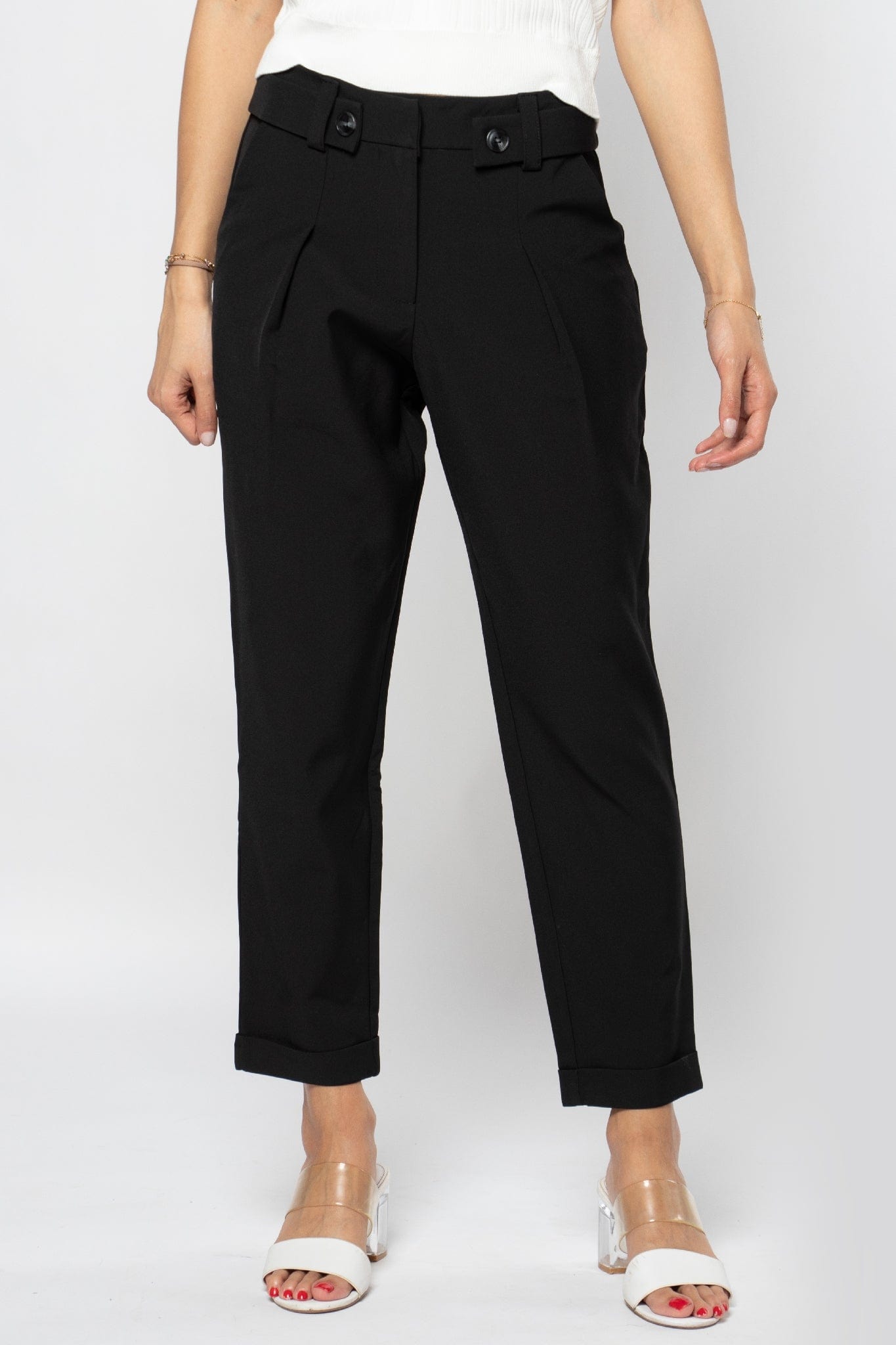 نتشي بنطلون قماش واسع بكسرات