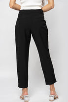 نتشي بنطلون قماش واسع بكسرات