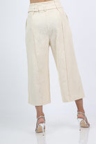 نتشي بنطلون قصير مطرز نسائي