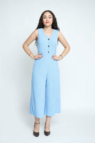 ميكا جمبسوت نسائي قصير وسيع من الأسفل