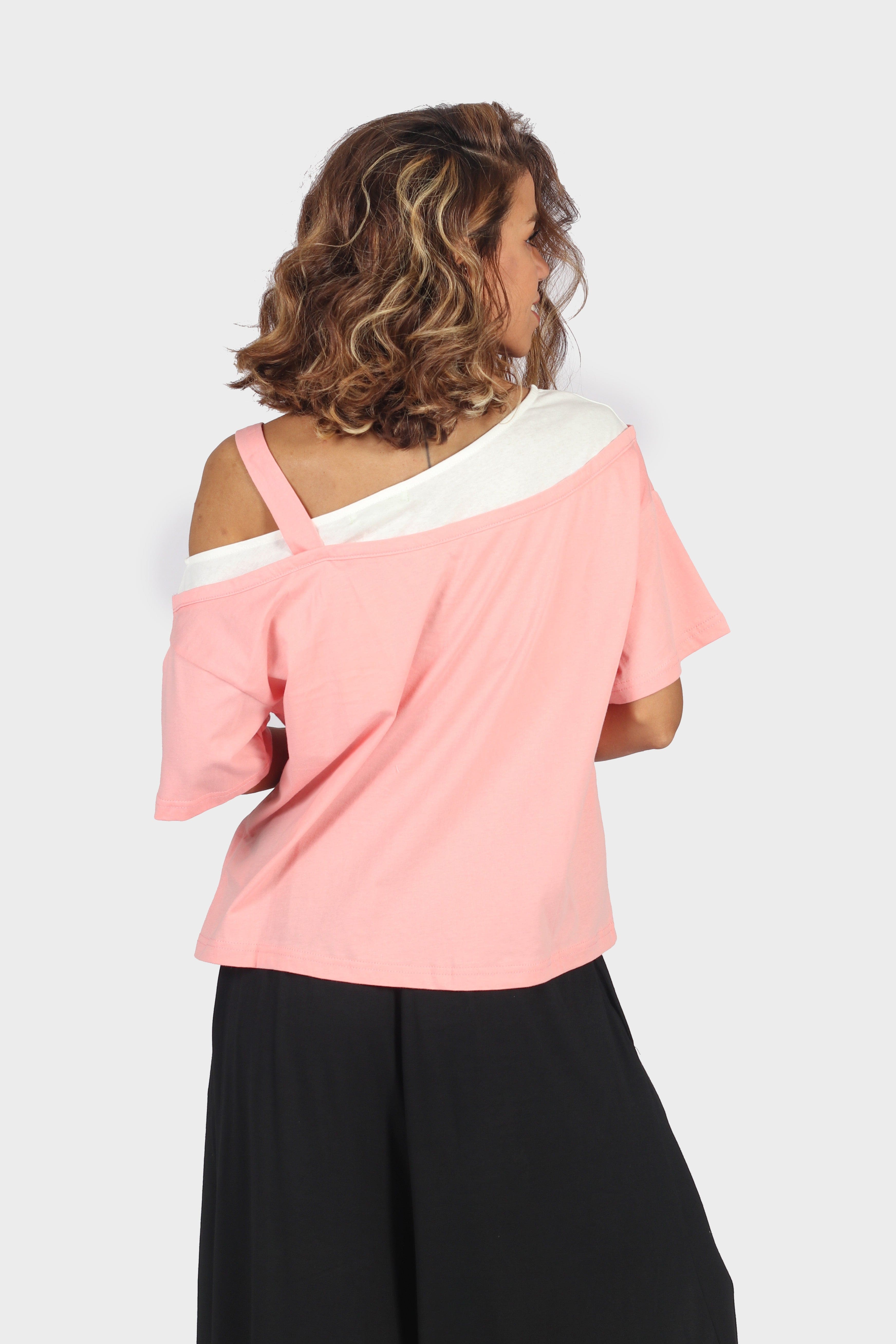 ميكا بلوزة مطبوعة كتف نازل نص كم نسائي