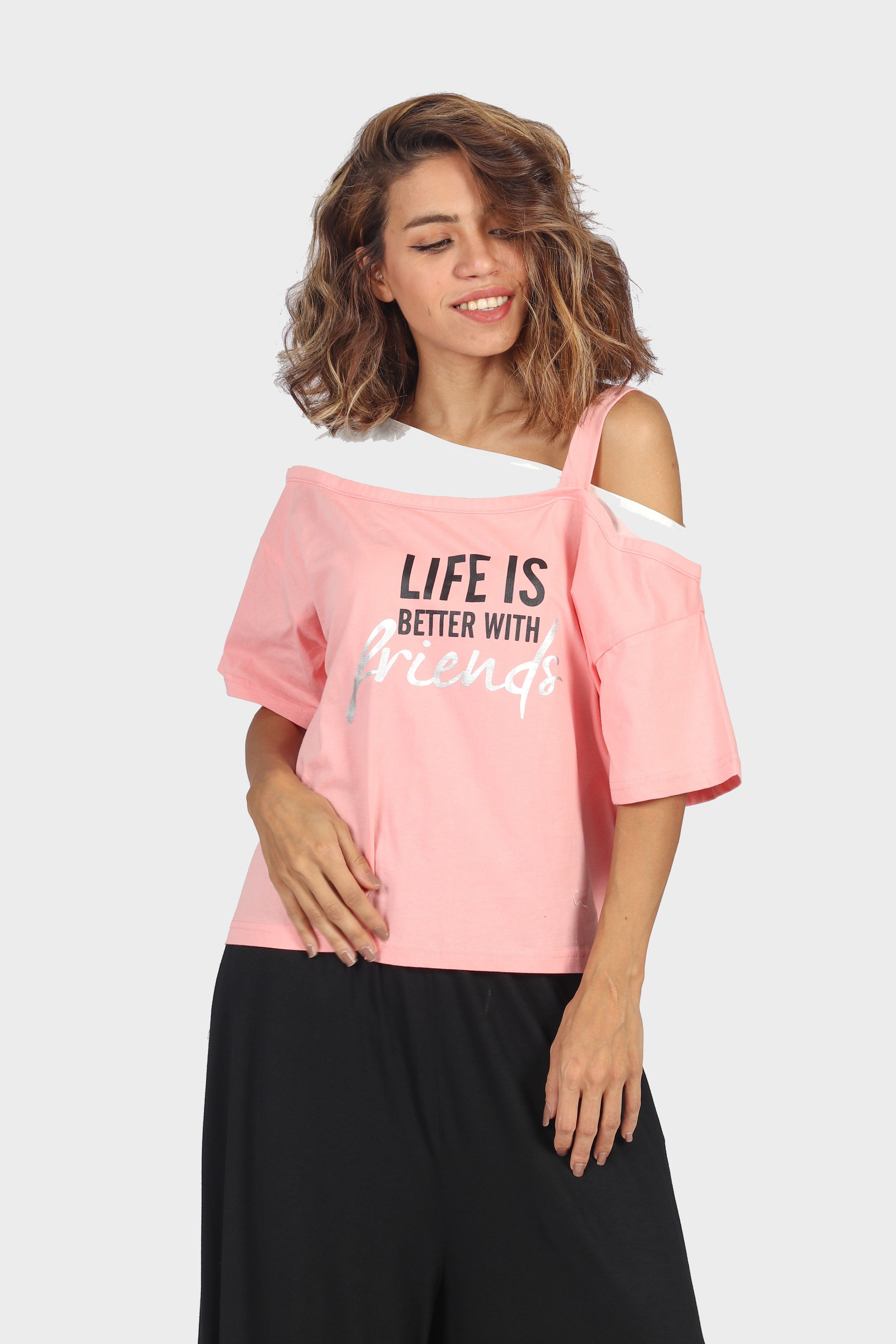 ميكا بلوزة مطبوعة كتف نازل نص كم نسائي