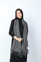 ميكا شال نسائي طويل سادة مزين بشراشيب