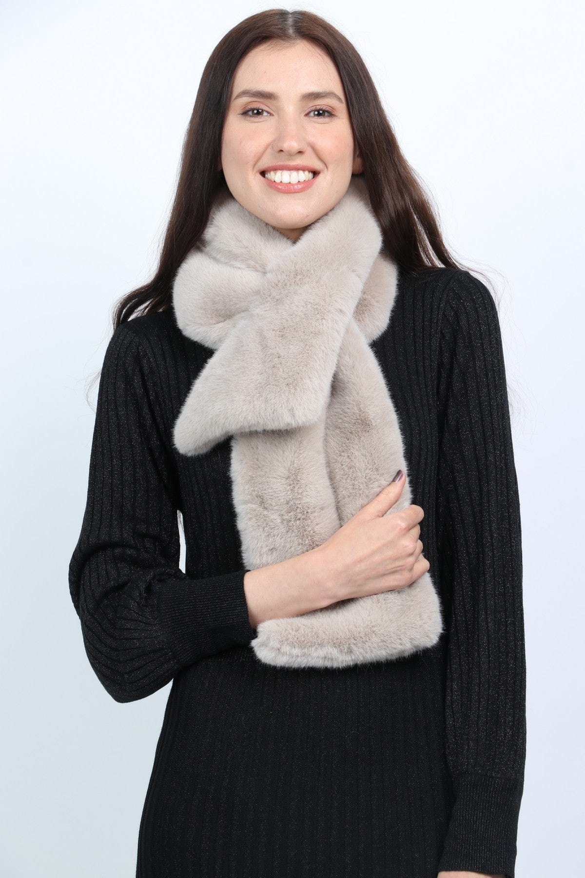 ميكا وشاح صغير فرو نسائي