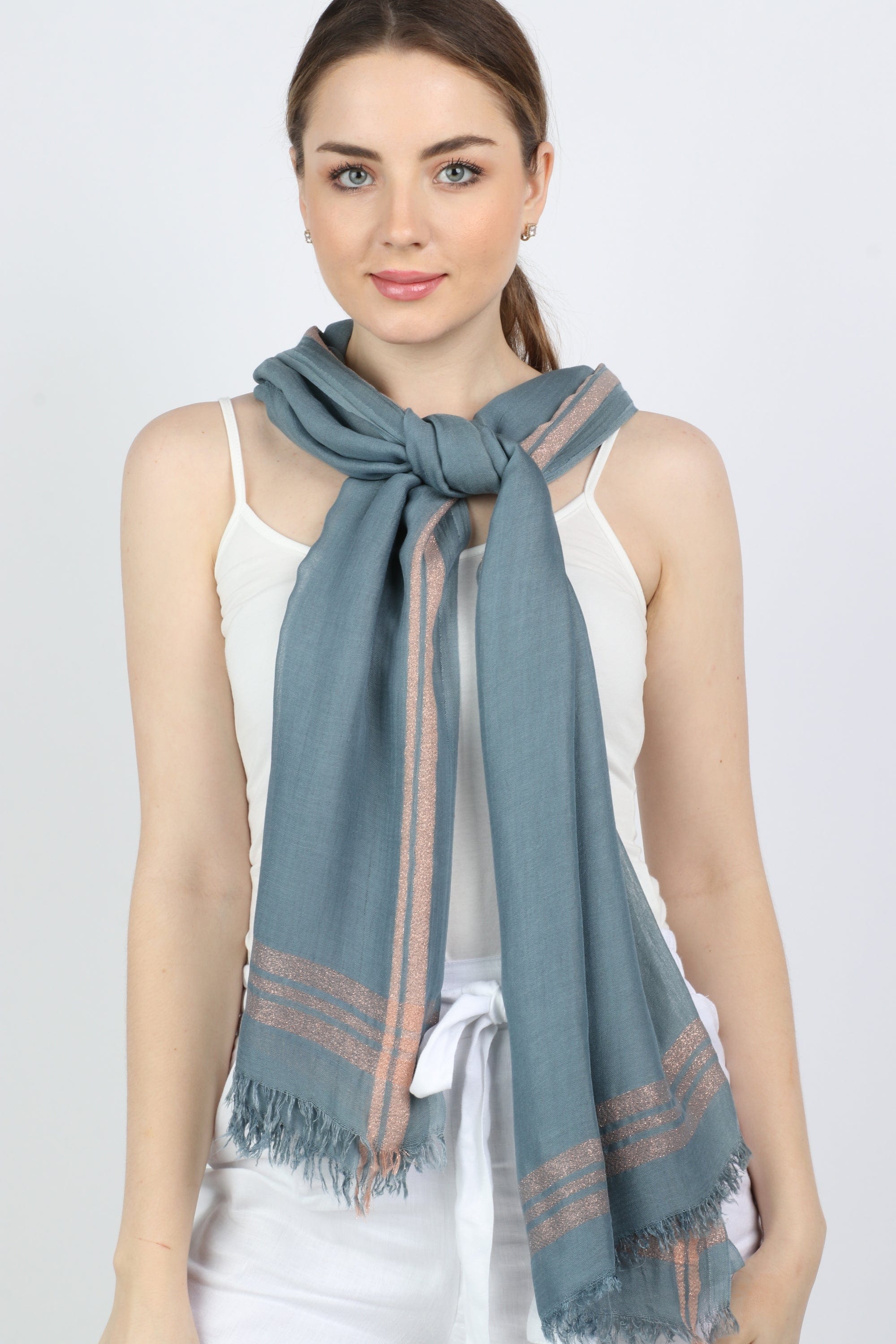 ميكا سكارف رقبة سادة نسائي