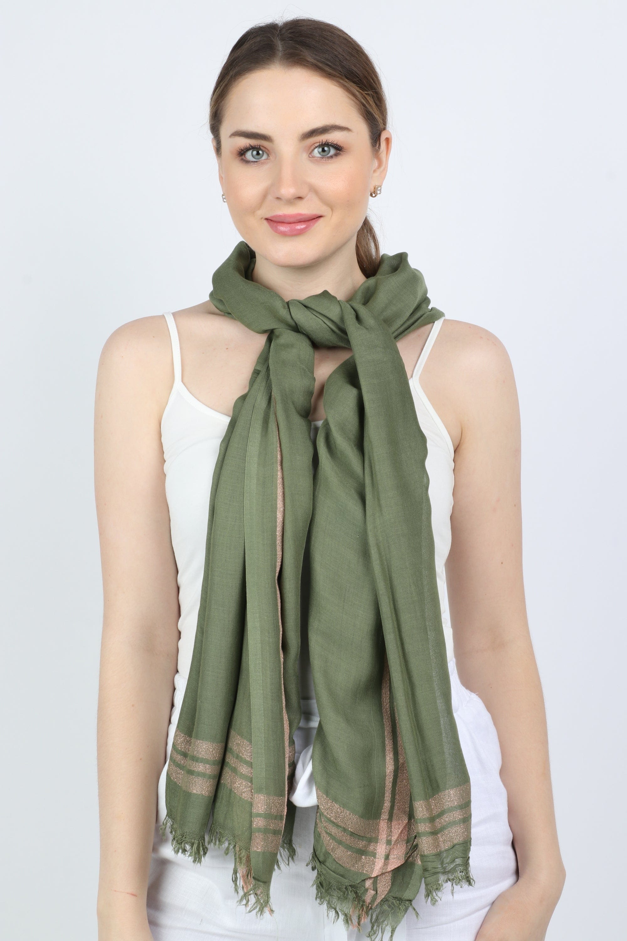 ميكا سكارف رقبة سادة نسائي