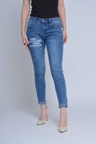 ميكا بنطلون سكيني نسائي بطبعة علي الفخذ