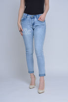 ميكا بنطلون سكيني نسائي بطبعة علي الفخذ