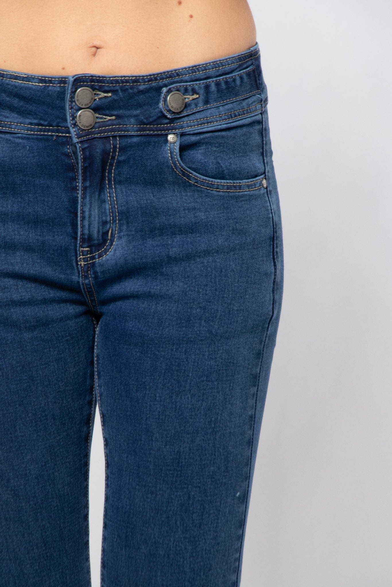 ميكا بنطلون جينز سكيني هاي ويست طويل نسائي