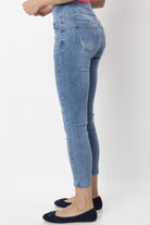 ميكا بنطلون جينز سكيني مقطع طويل نسائي