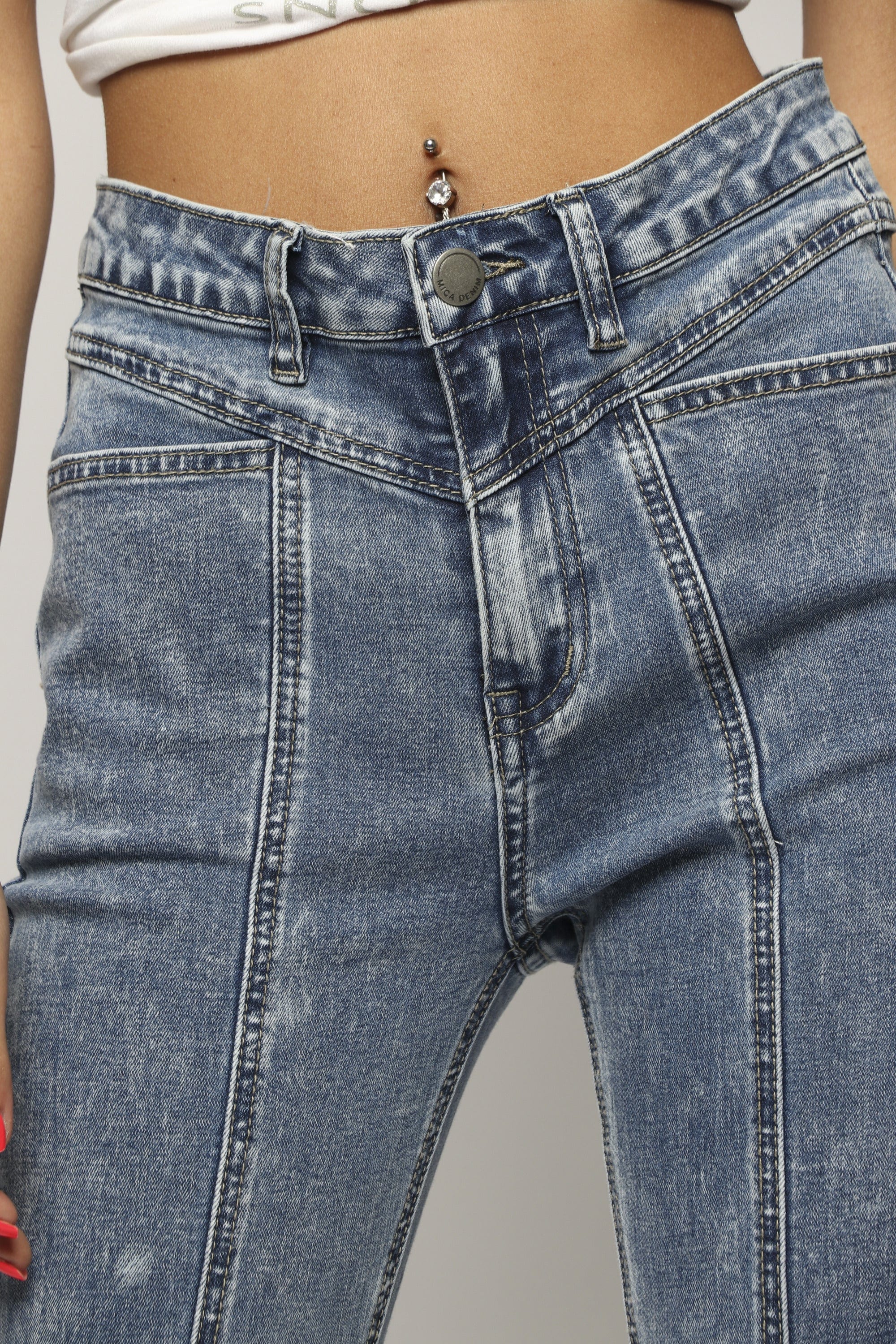 ميكا بنطلون جينز هاي ويست سكيني بسحاب وزرار وجيوب طويل نسائي