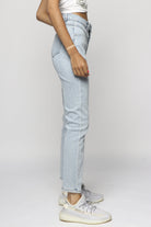 ميكا بنطلون جينز هاي ويست سكيني بسحاب وزرار وجيوب طويل نسائي