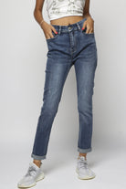 ميكا بنطلون جينز هاي ويست بسحاب وزرار طويل نسائي