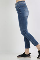 ميكا بنطلون جينز هاي ويست سكيني بسحاب وزرارين وجيوب أمامية طويل نسائي