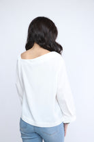 ميكا بلوزة سادة واسع كم طويل نسائي