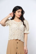 ميكا بلوزة دانتيل كم قصير منفوخ نسائي