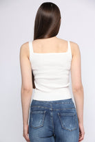 ميكا تانك توب سادة بفتحة صدر مربعة