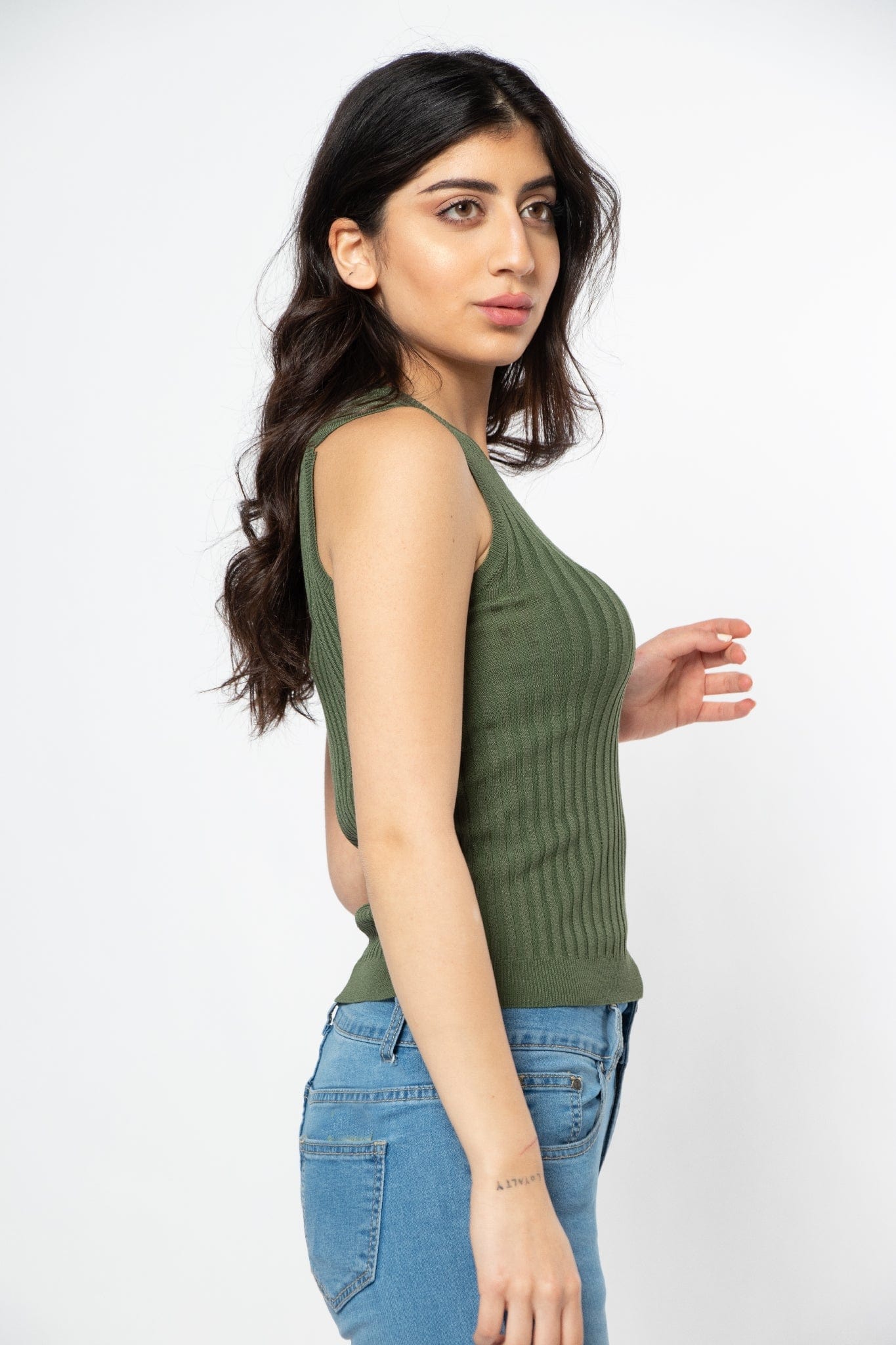 ميكا بلوزة مضلع كت قصير نسائي