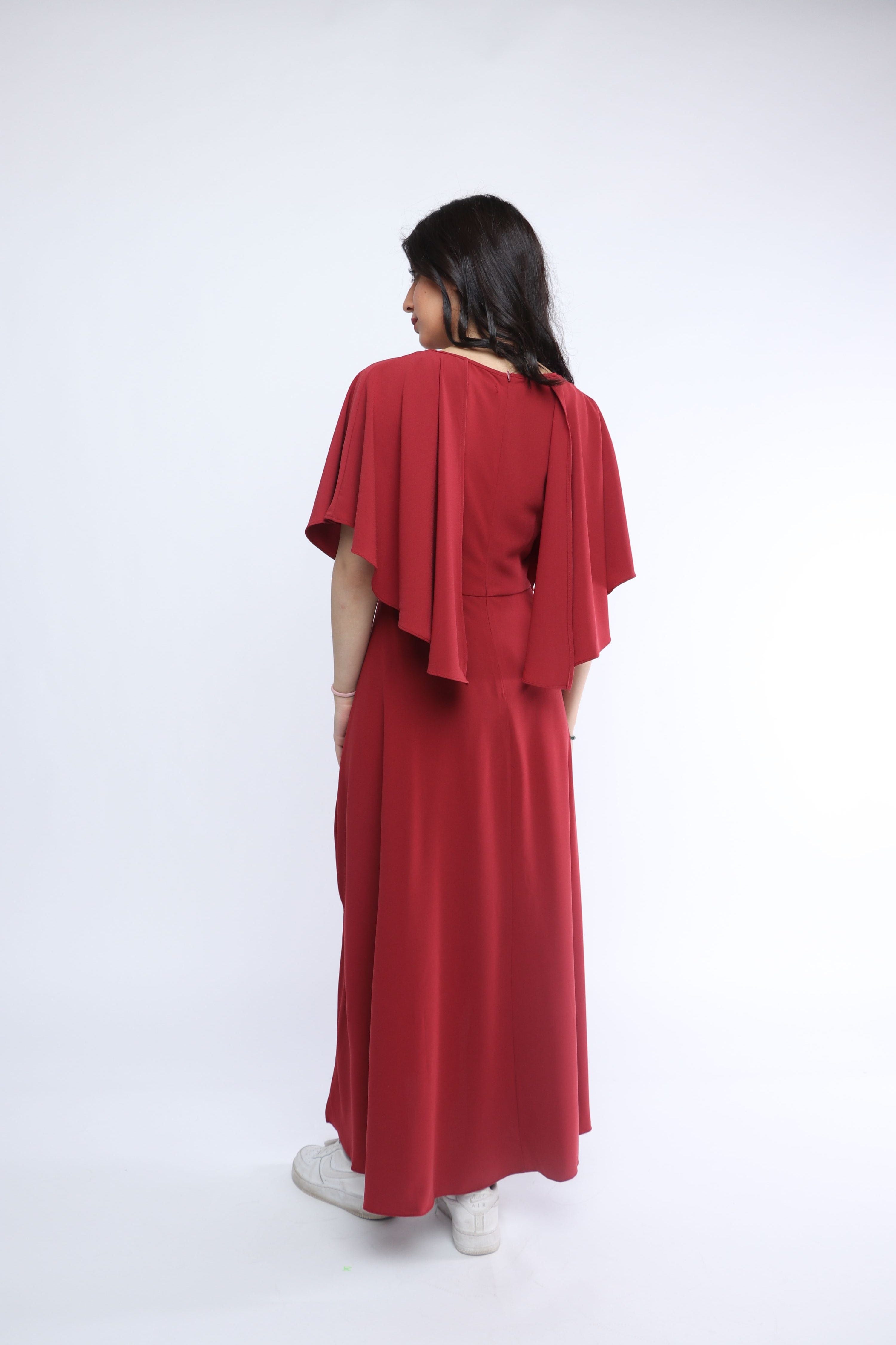 ميكا فستان ميدي كم على شكل فراشة سادة