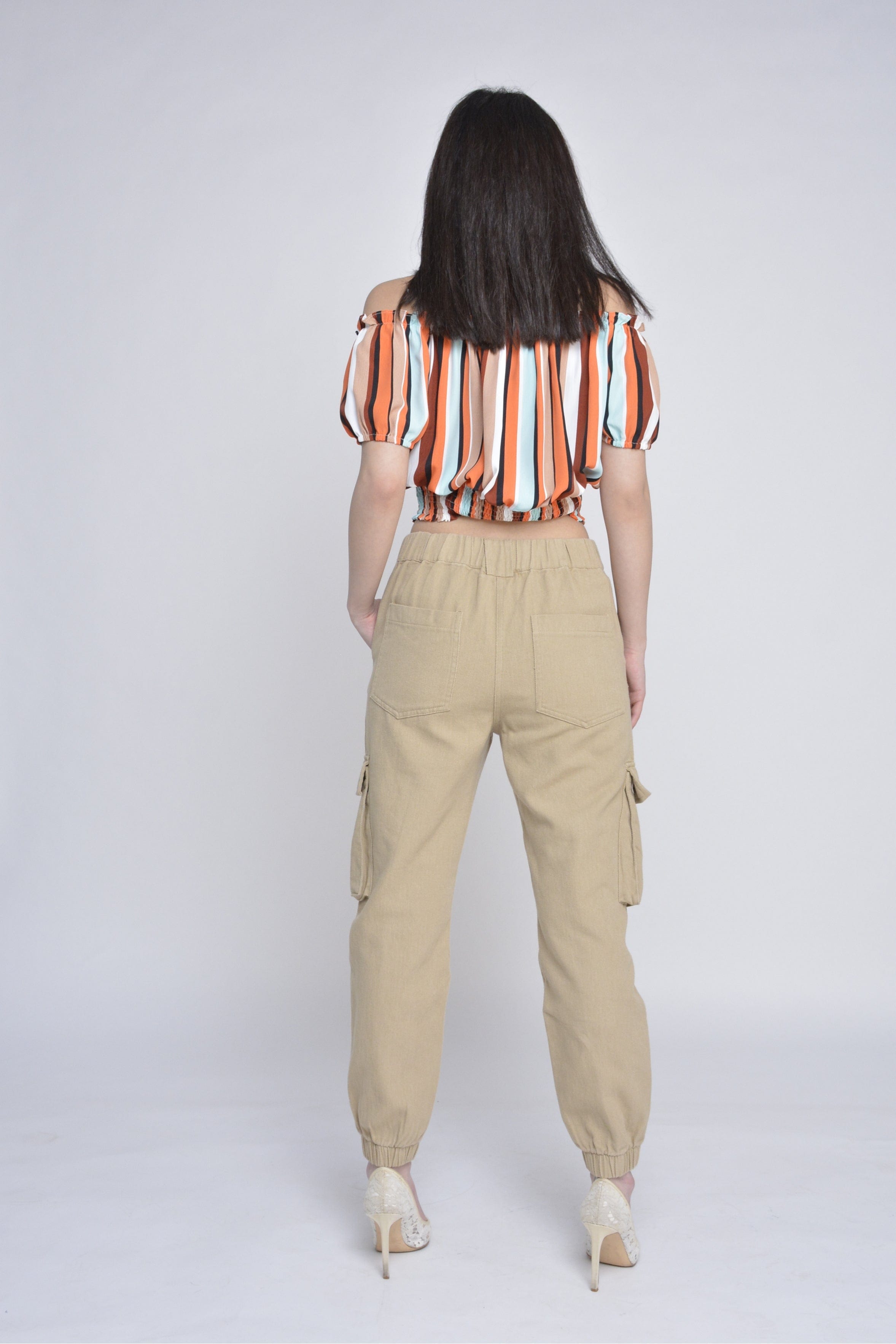 ميكا بلوزة قصيرة كروب أوف شولدر مكشكشة نسائي