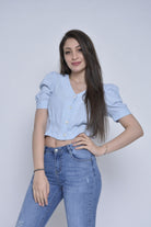 ميكا بلوزة نص بطن سبعة بأزرار أمامية كم قصير بف نسائي