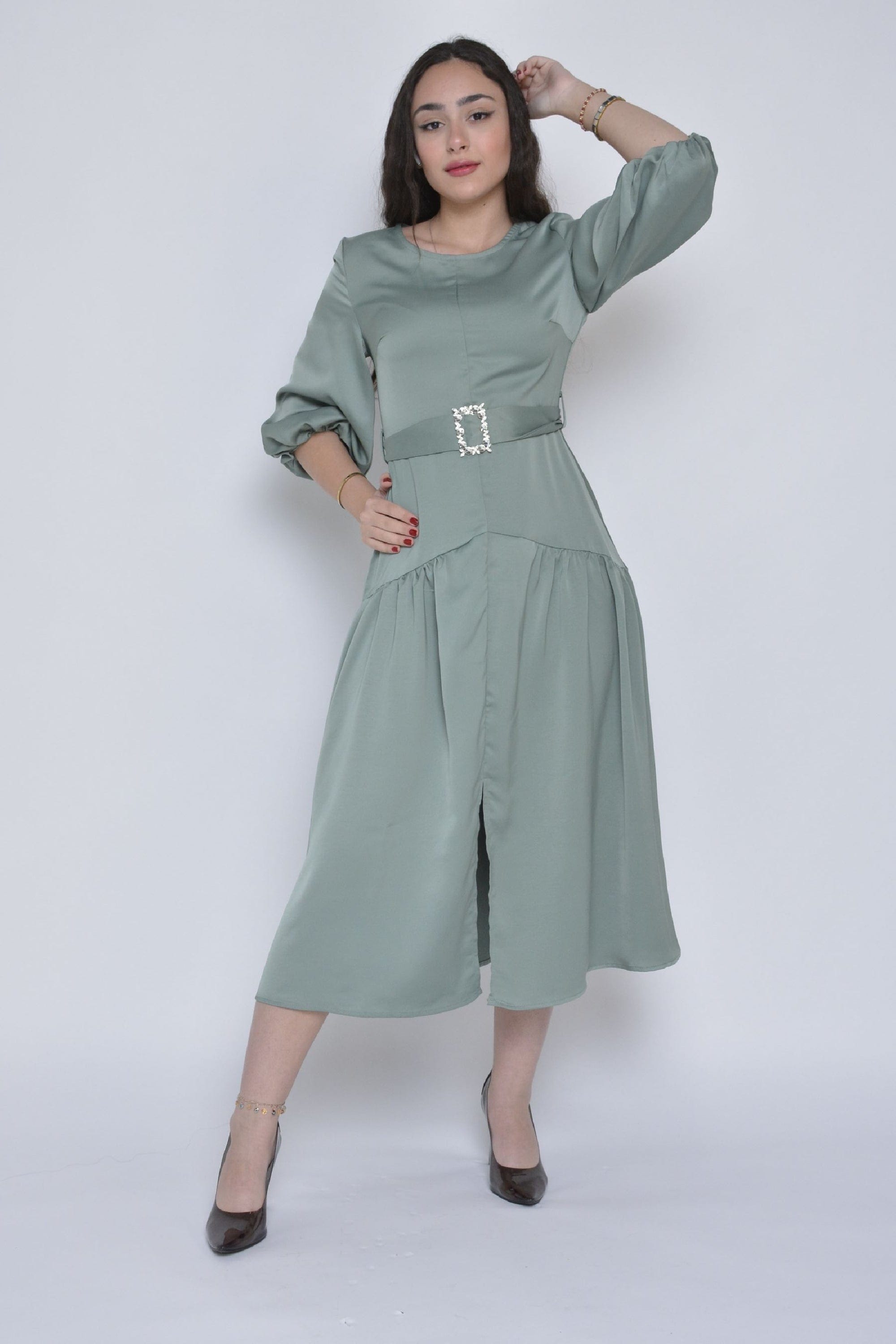 ميكا فستان ميدي مفتوح من الأمام بحزام خصر