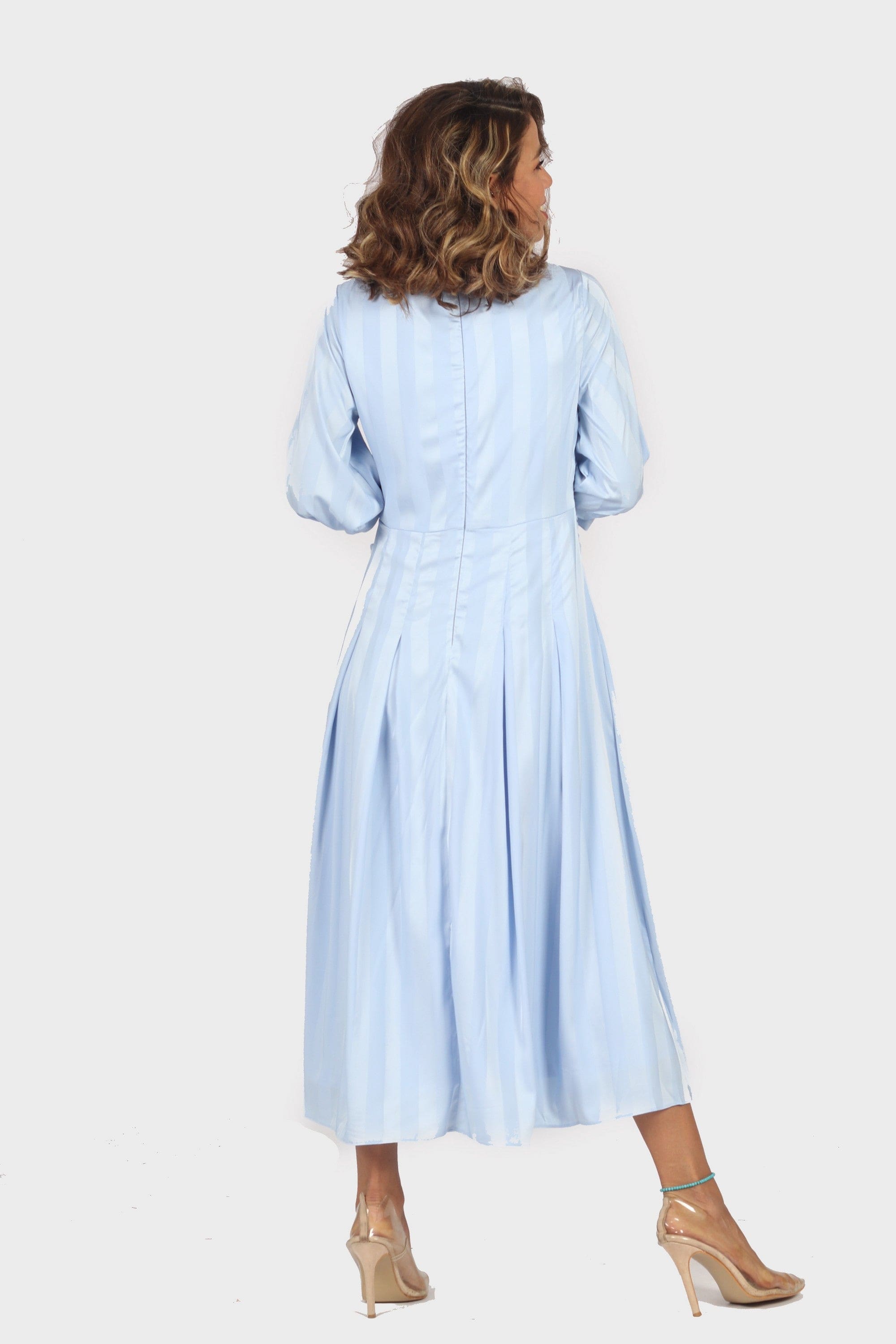 ميكا فستان ميدي بأكمام 4/3 مزموم من الخصر