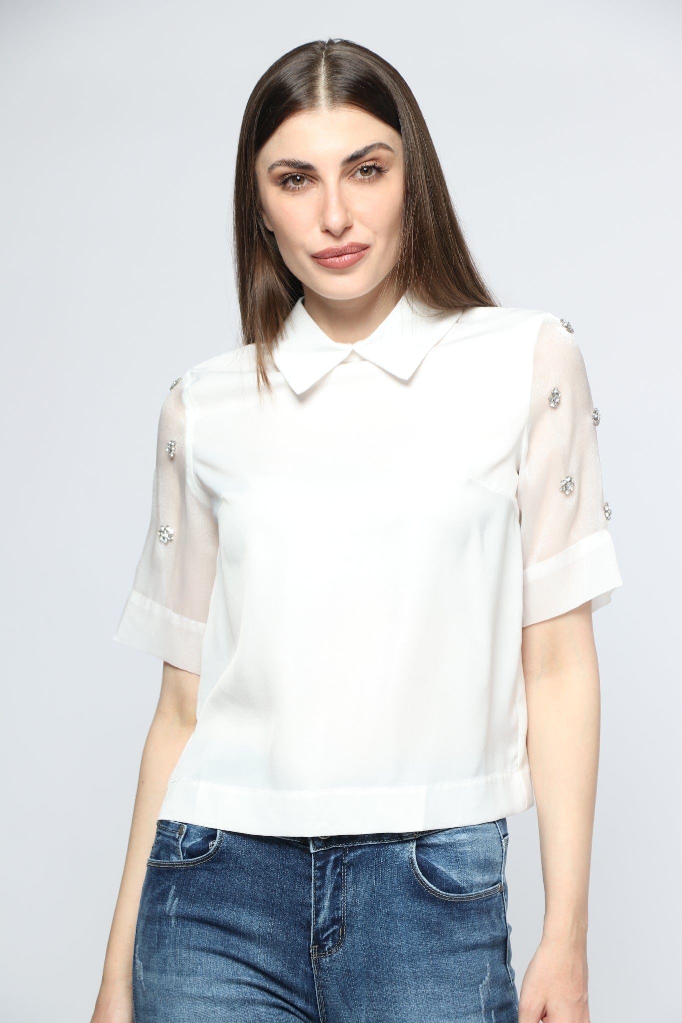 ميكا بلوزة سادة بياقة نص كم شيفون مطرز نسائي