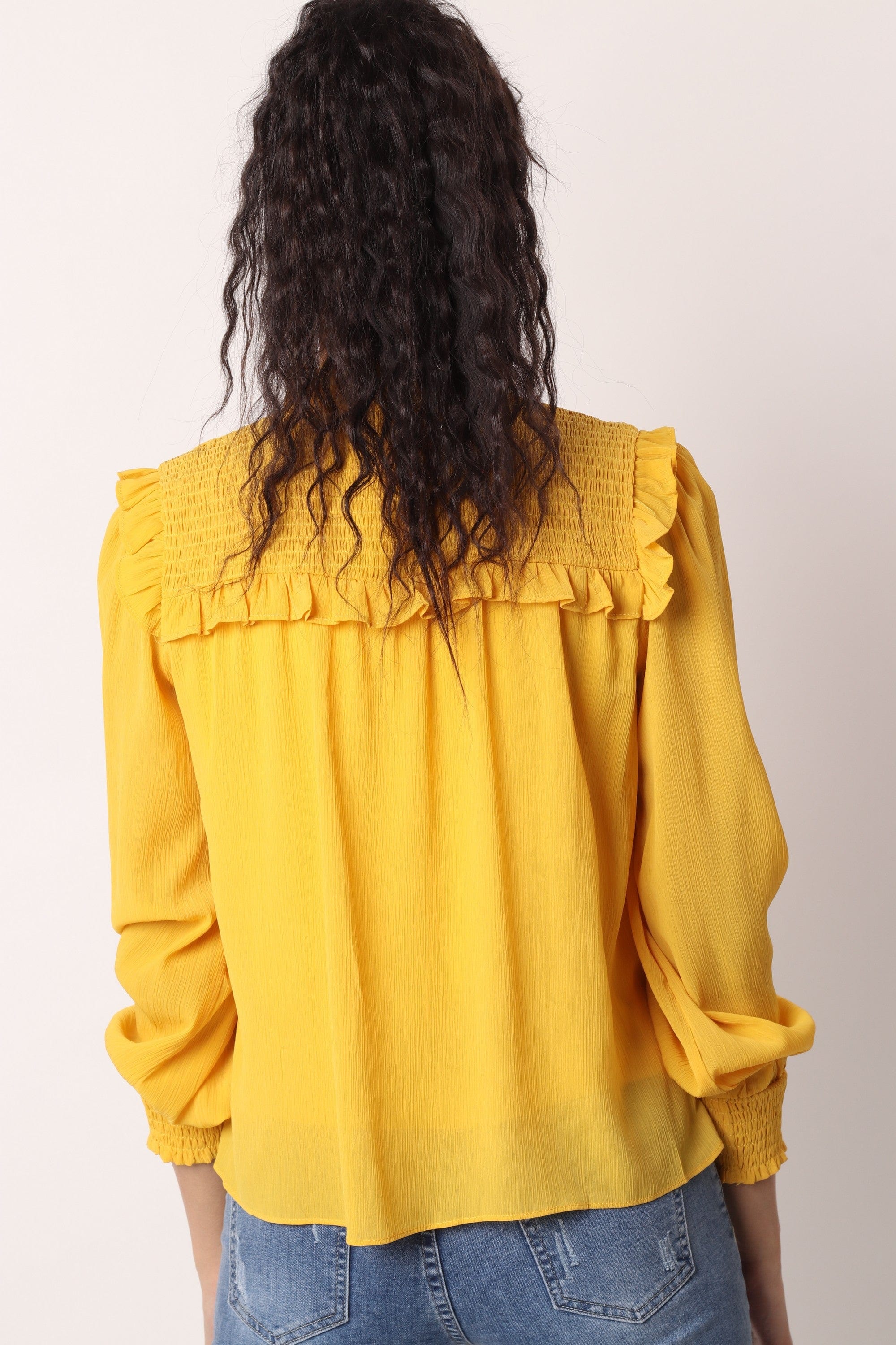 ميكا بلوزة صدر مربع مكشكش ورباط بكم طويل منفوخ نسائي