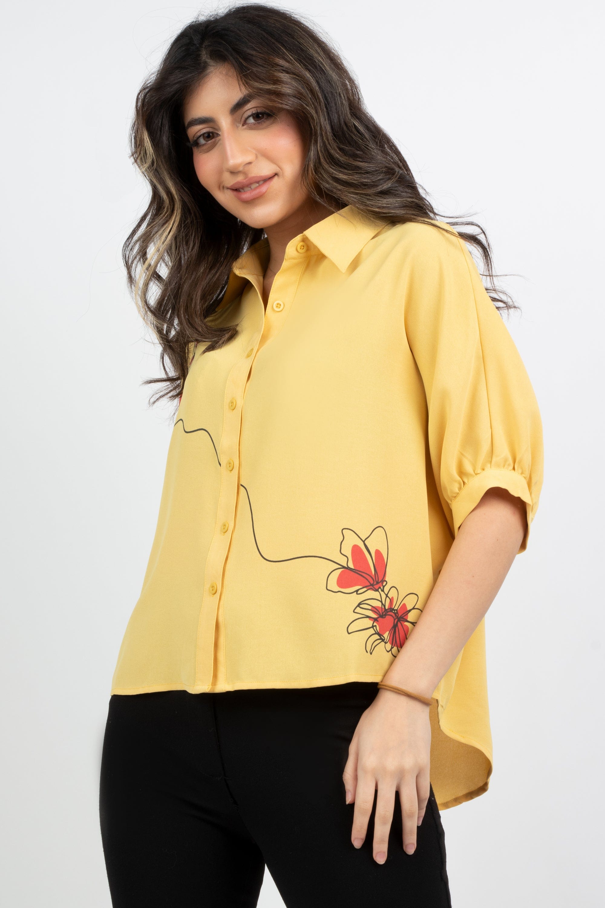 ميكا بلوزة أزرار أمامية ونقش على الجانب 3/4 كم نسائي