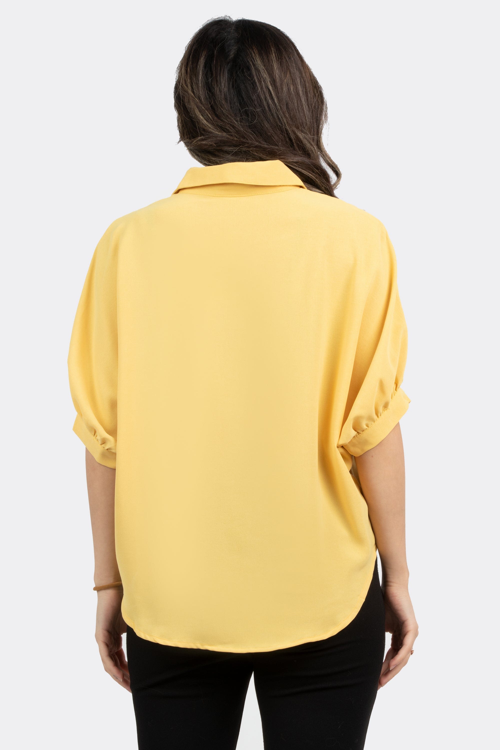 ميكا بلوزة أزرار أمامية ونقش على الجانب 3/4 كم نسائي