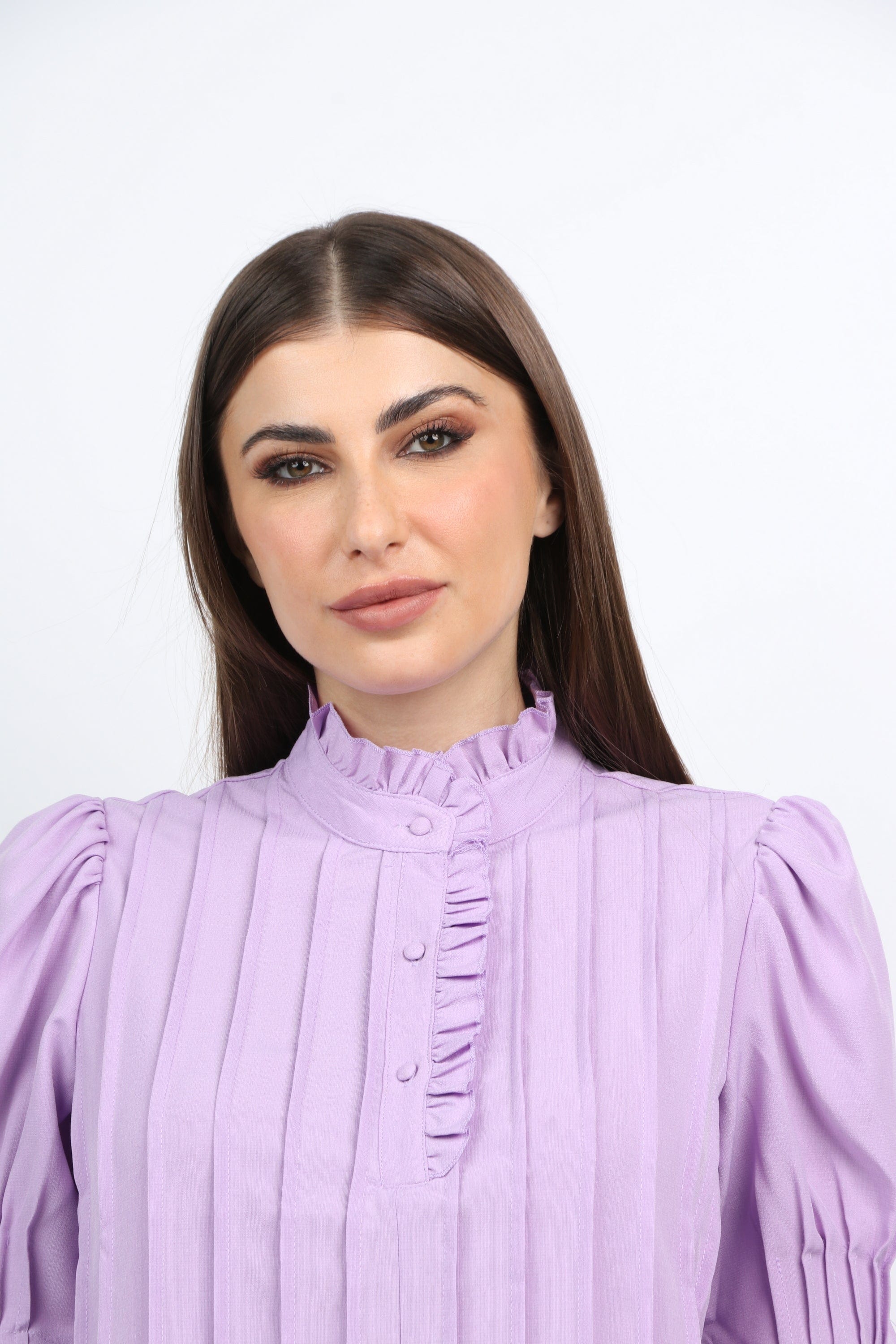 ميكا بلوزة رسمية بليسيه بأزرار أمامية كم قصير منفوخ نسائي