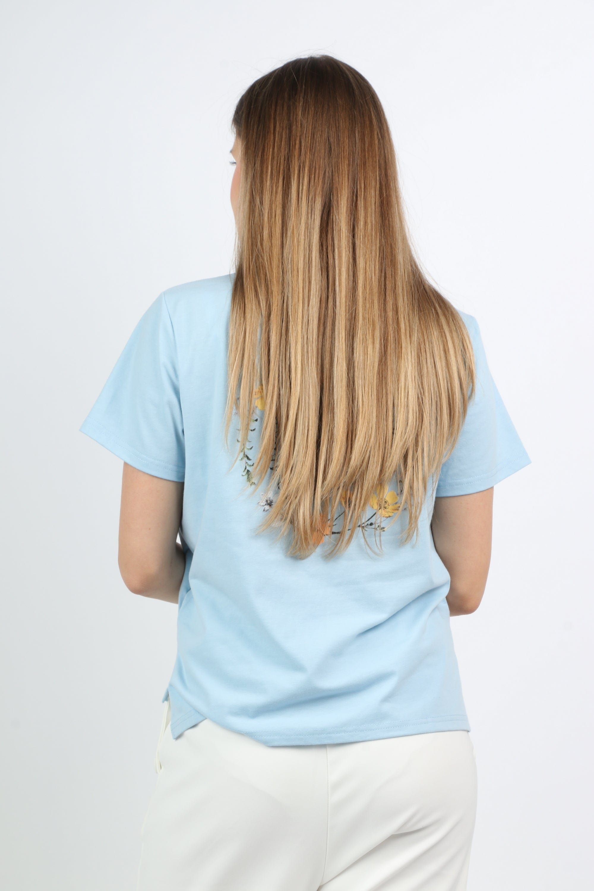 ميكا بلوزة قطنية كم قصير نسائي