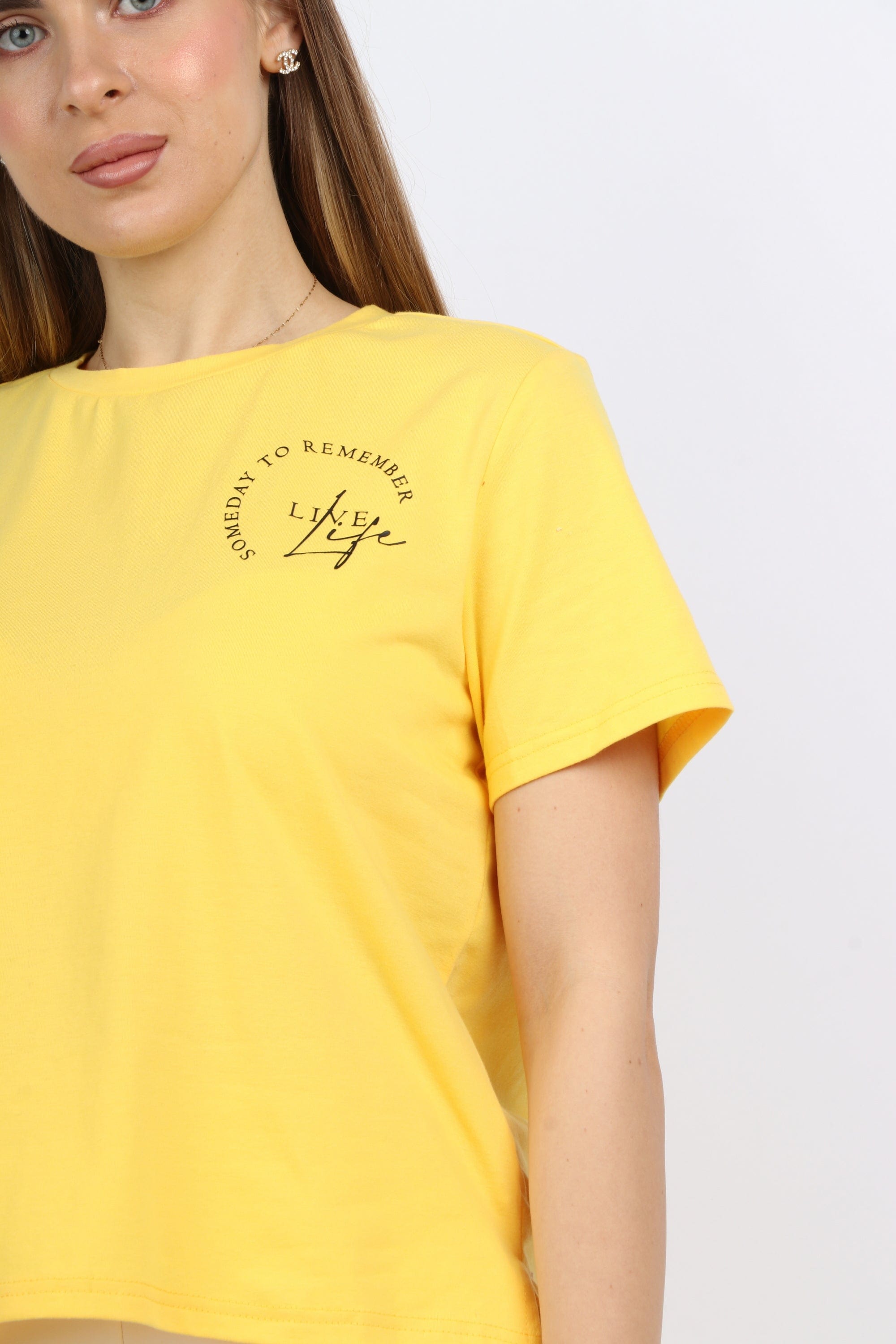 ميكا بلوزة قطنية كم قصير نسائي