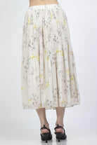 ميكا تنورة ميدي مشجرة بطبعة ورود صغيرة