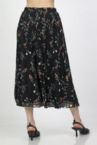 ميكا تنورة ميدي مشجرة بطبعة ورود صغيرة