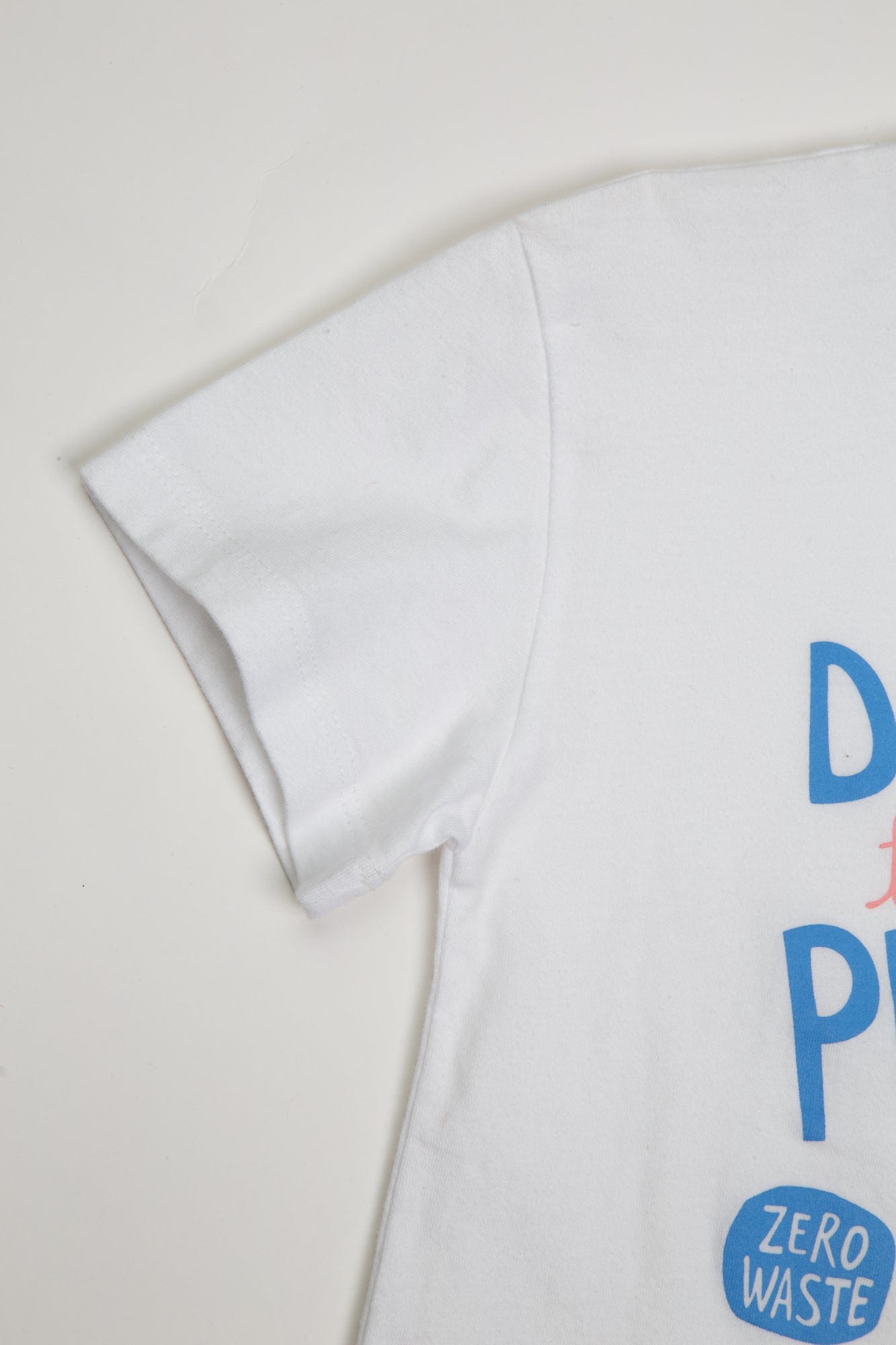 جينجرسنابس تيشيرت مطبوع بناتي أبيض