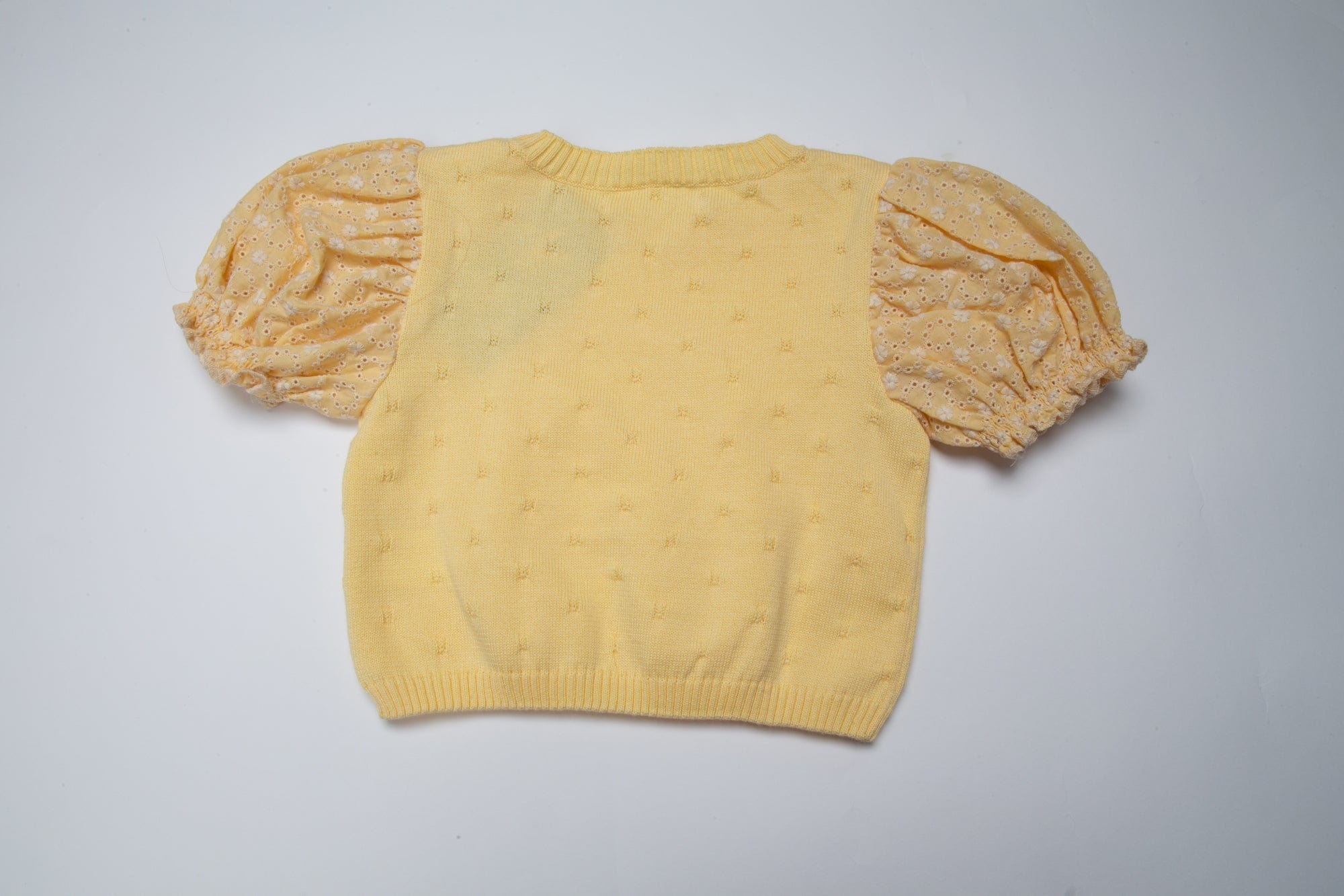 جينجرسنابس بلوزة كب منقوشة نص بطن بناتي رضع أصفر