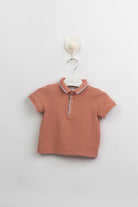 جينجرسنابس تي شيرت بولو ولادي سادة بأزرار أمامية نص كم وردي