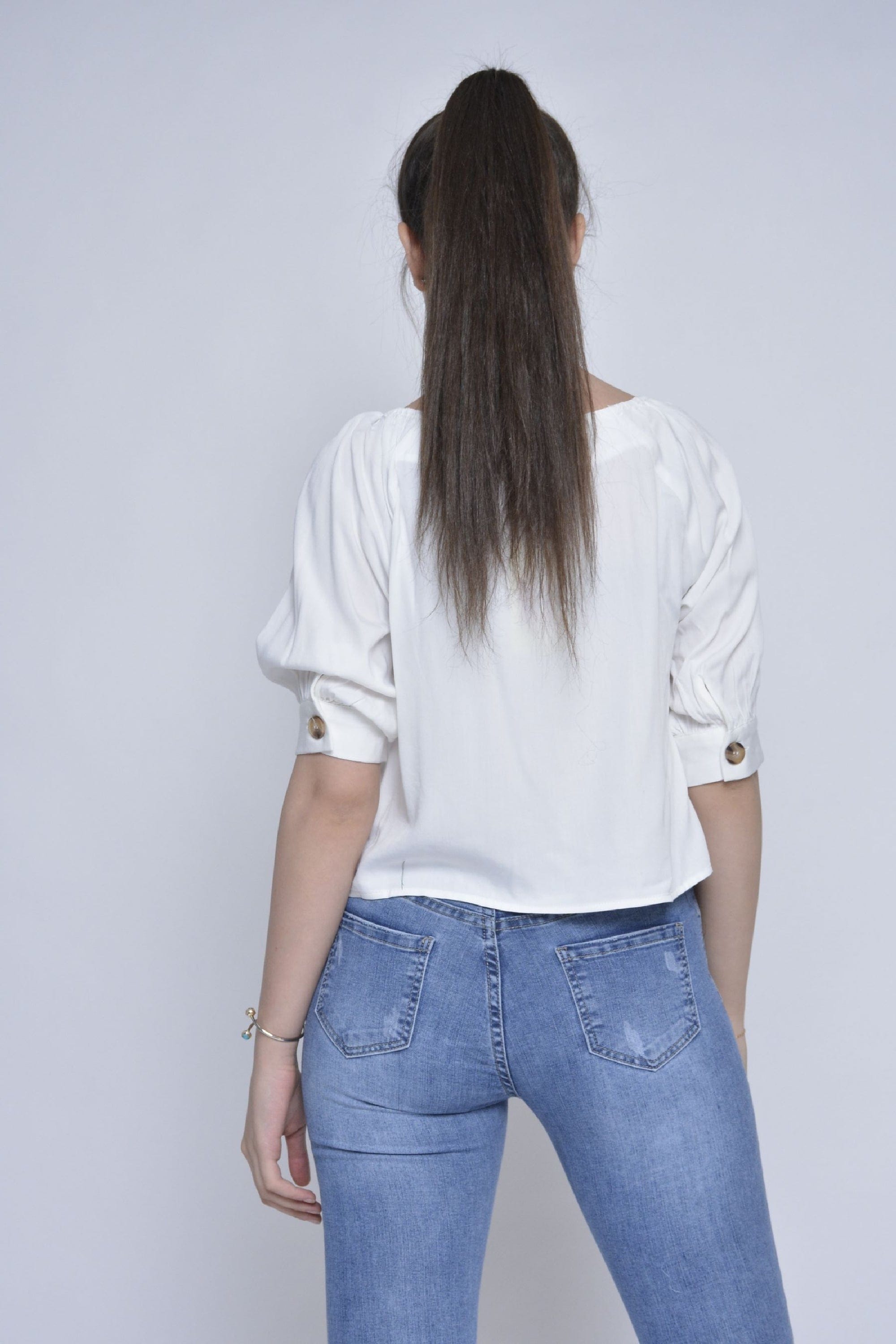 ميكا بلوزة قصيرة نسائية مفتوحة