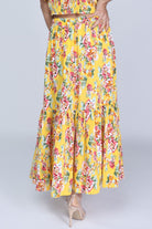 ميكا تنورة ميدي مشجرة بطبعة ورود صغيرة ذيل كلوش