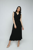 ميكا فستان ميدي بدون أكمام برباط خصر وأزرار على الصدر