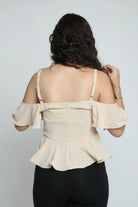 ميكا بلوزة حمالات بأكتاف مكشوفة مكشكشة نسائي