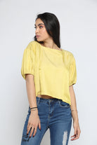 ميكا بلوزة بأكمام قصيرة بفتحة صدر مربعة