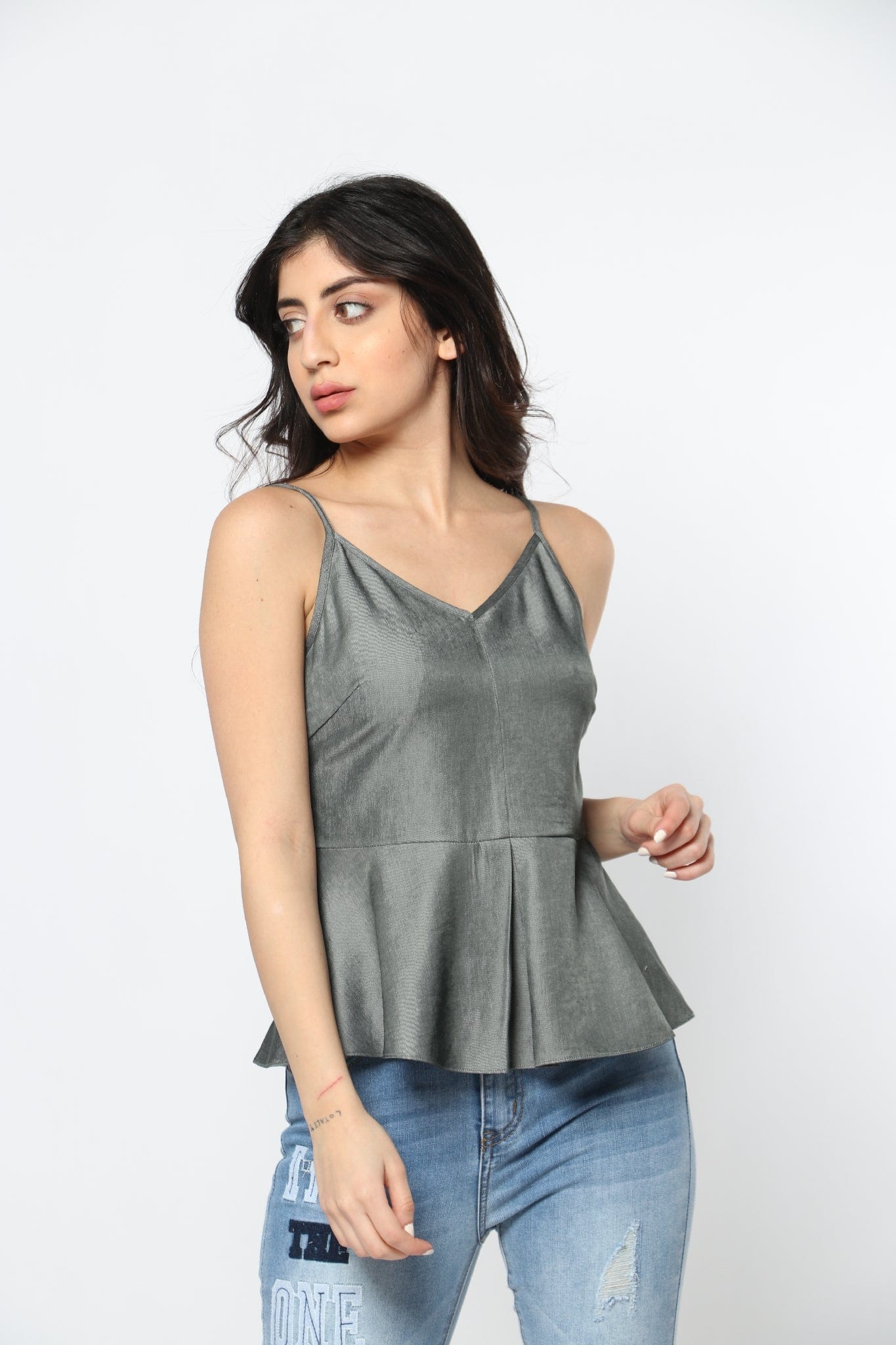 ميكا بلوزة سهرة حمالات سبعة كلوش من أسفل نسائي