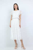 ميكا فستان ميدي مخصر بكم قصير