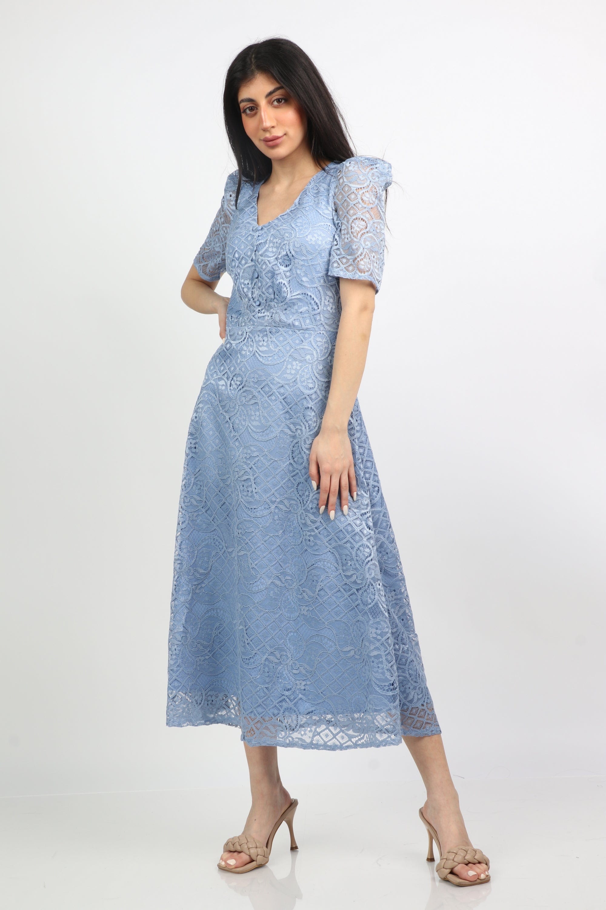 ميكا فستان ميدي سهرة ناعم بكم قصير